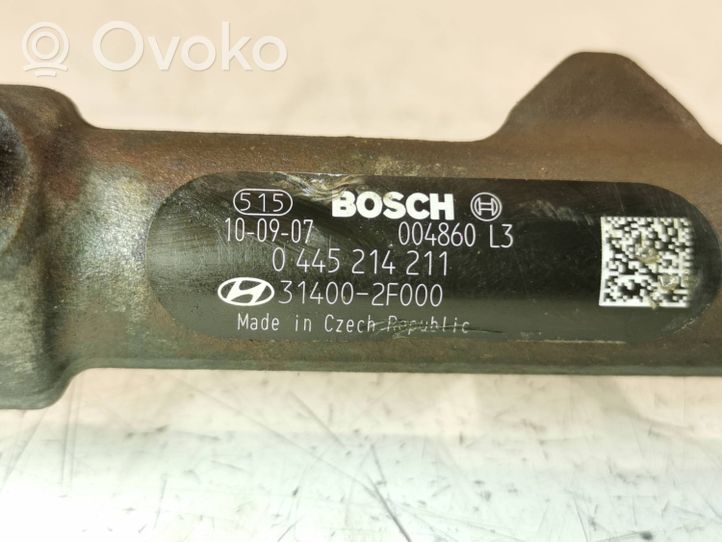 Hyundai ix35 Kraftstoffverteiler Einspritzleiste Verteilerrohr 0445214211