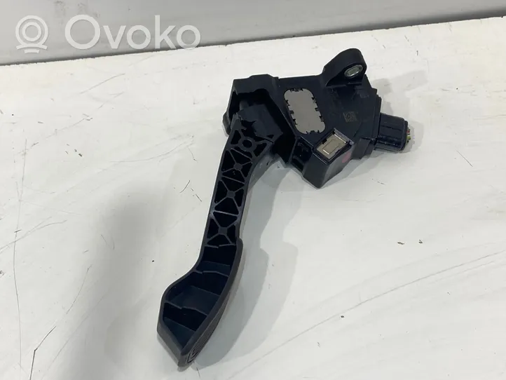 Toyota Avensis T270 Gaspedal 7811002022