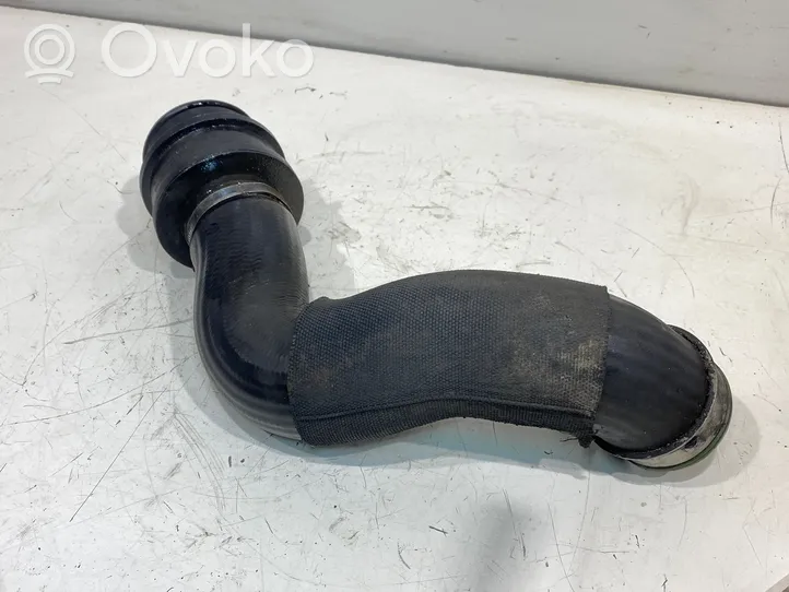 Mercedes-Benz B W245 Turbo air intake inlet pipe/hose A6401400687