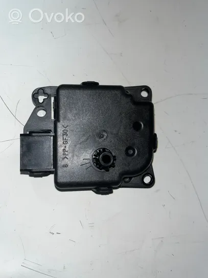 Chrysler Voyager Motorino attuatore aria M8679001