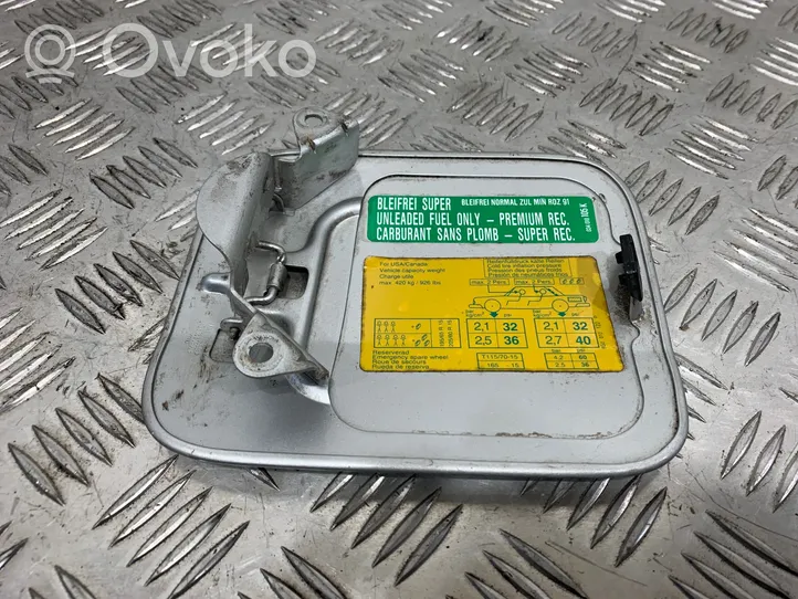 Audi 80 90 S2 B4 Sportello del serbatoio del carburante 8G0809905D