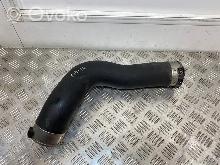 BMW 5 F10 F11 Välijäähdyttimen letku 7810615