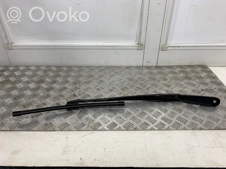 BMW 5 F10 F11 Etupyyhkimen vivusto ja moottori 7182459