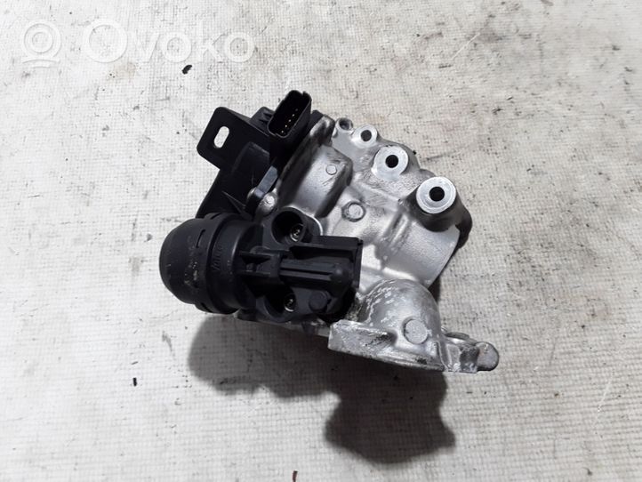 Ford Kuga II Soupape vanne EGR 30725888