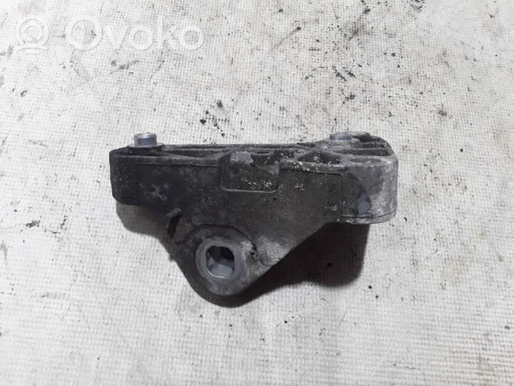 Volkswagen Transporter - Caravelle T5 Supporto di montaggio del motore (usato) 7H0199207B