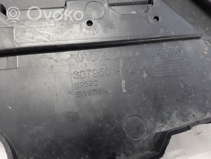 Volvo V60 Engine splash shield/under tray 30795019