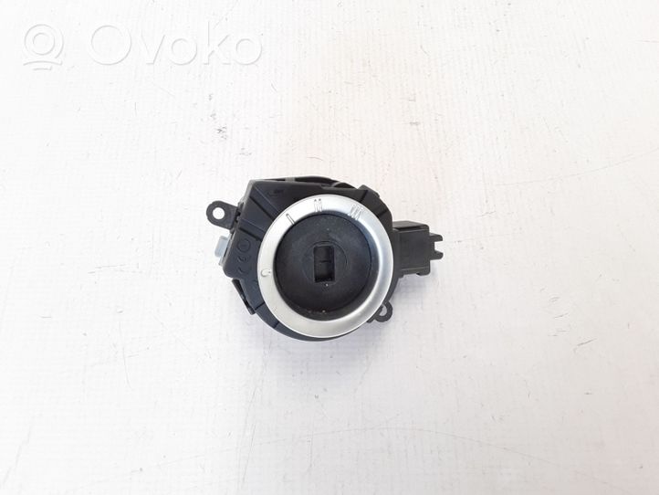 Volvo C30 Užvedimo spynelė 31252481