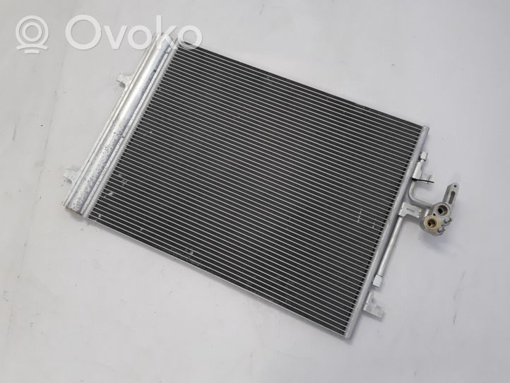 Volvo V60 Radiatore di raffreddamento A/C (condensatore) 