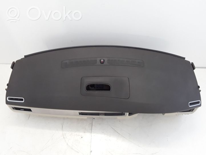 Volvo S80 Panelė 