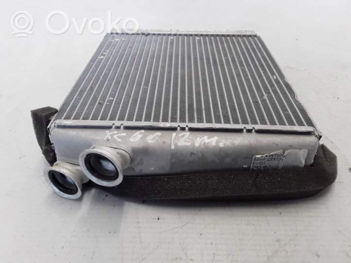 Volvo XC60 Pečiuko radiatorius 