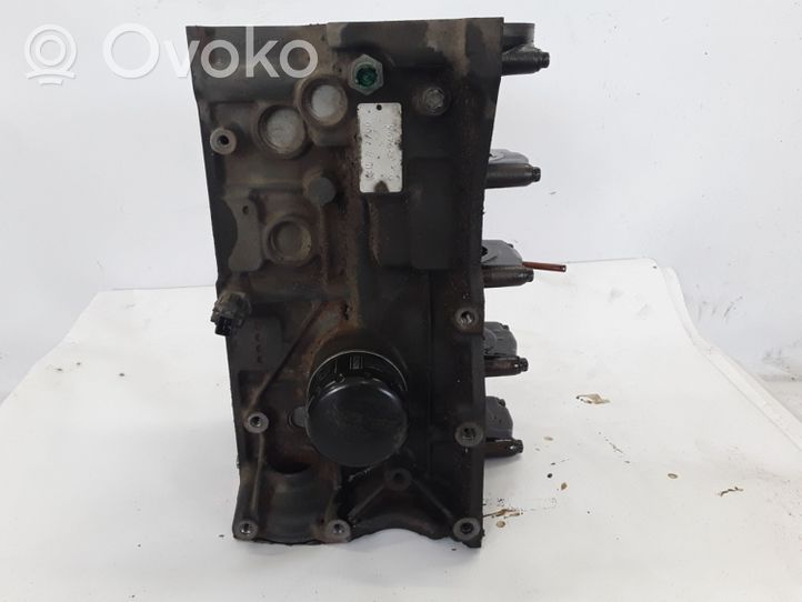 Renault Kangoo I Engine block 7701472829