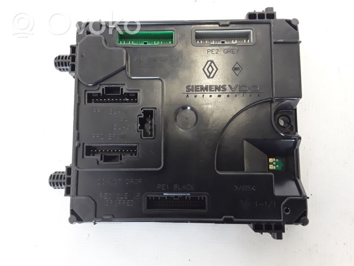 Renault Laguna III Komputer / Sterownik ECU i komplet kluczy 