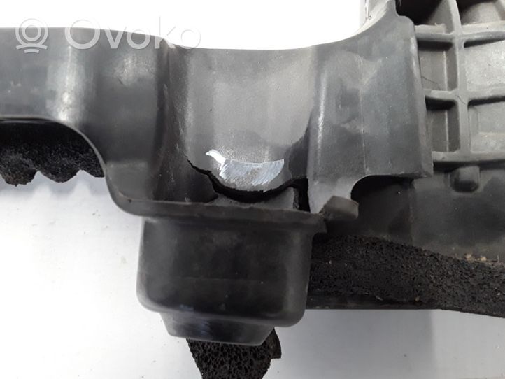 Volvo S80 Staffa di montaggio della batteria 30760952