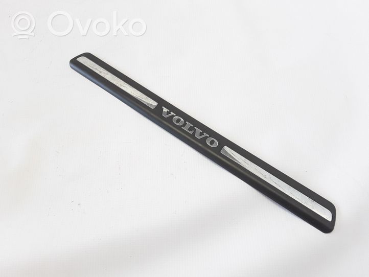 Volvo S60 Front sill trim cover 