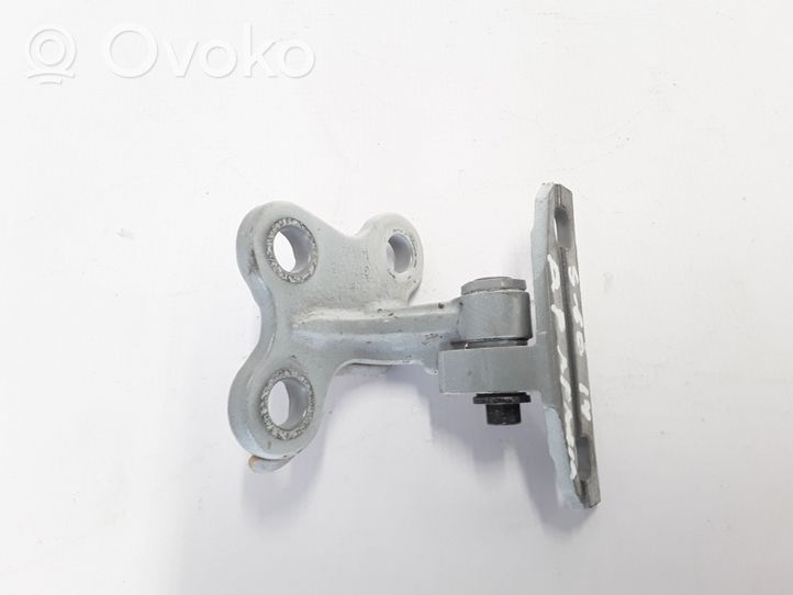 Volvo S60 Front door lower hinge 31218523