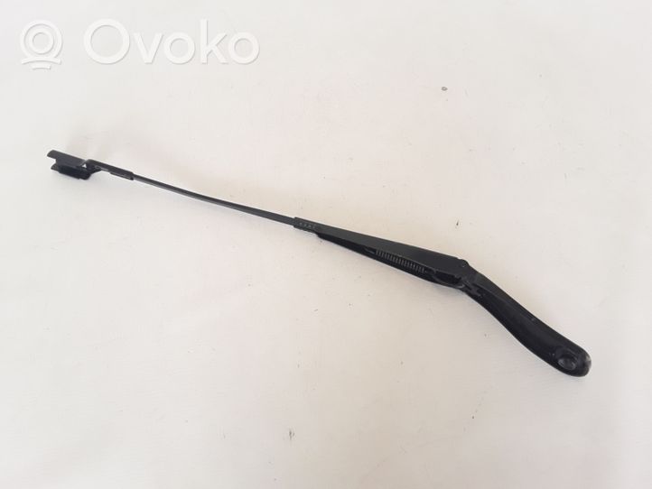 Volvo S60 Priekinio stiklo valytuvų kojelė 30753504