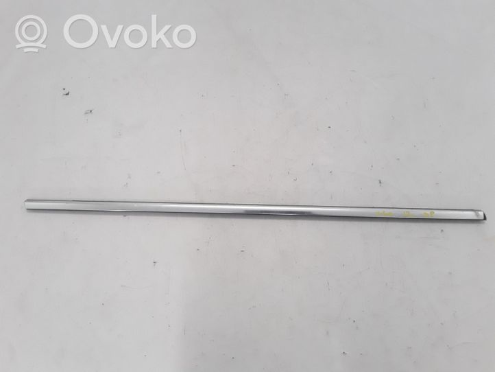 Volvo V60 Front door glass trim molding 31391785