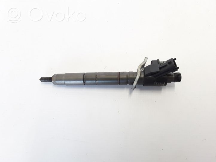 Volvo V60 Injecteur de carburant 31303238