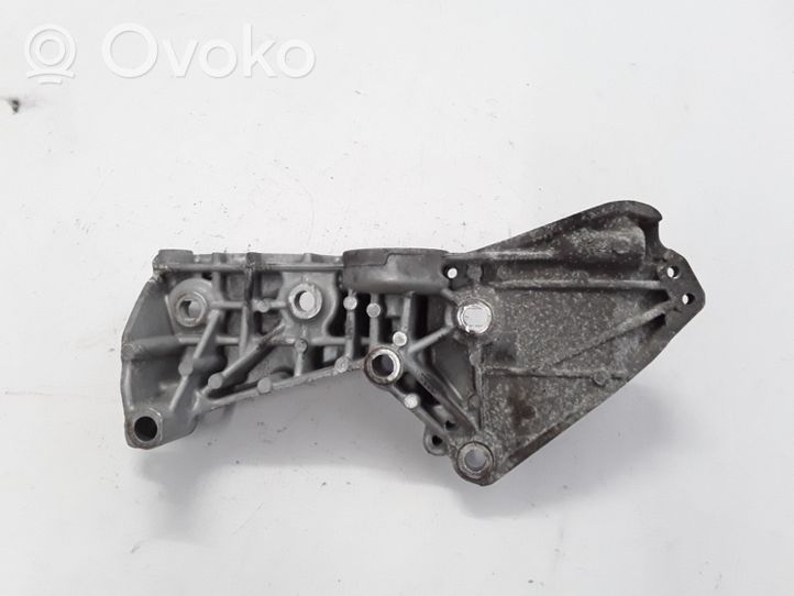 Renault Scenic III -  Grand scenic III Generator/alternator bracket 