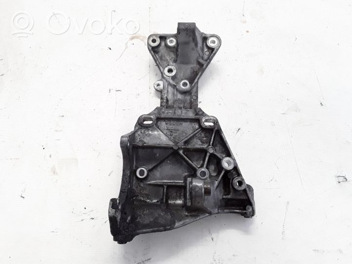 Volvo XC60 Support de générateur / alternateur 30731516