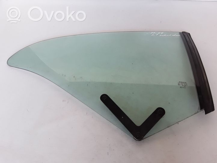 Volvo C70 Rear side window/glass 