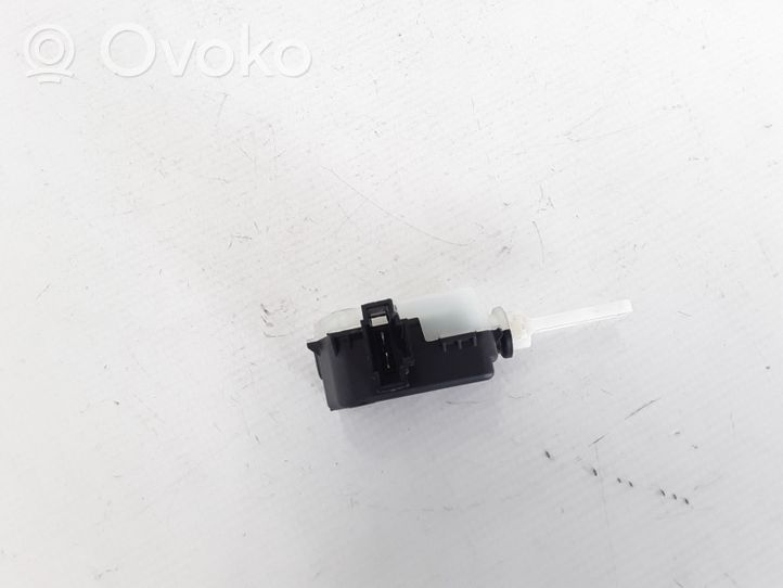 Volvo C70 Fuel tank cap lock 