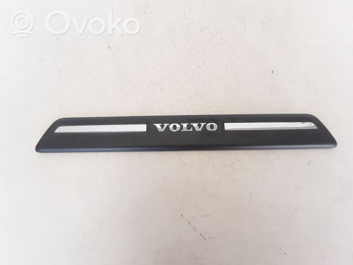 Volvo V40 Garniture marche-pieds avant 31265842