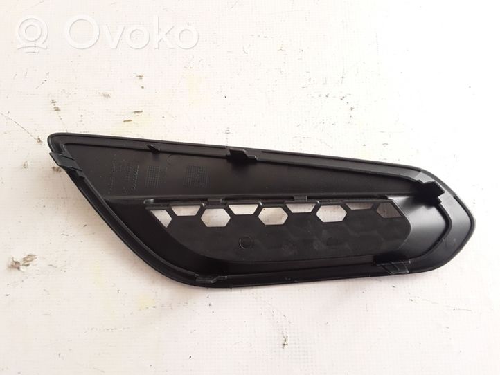 Volvo V60 Kratka dolna zderzaka przedniego 31294129