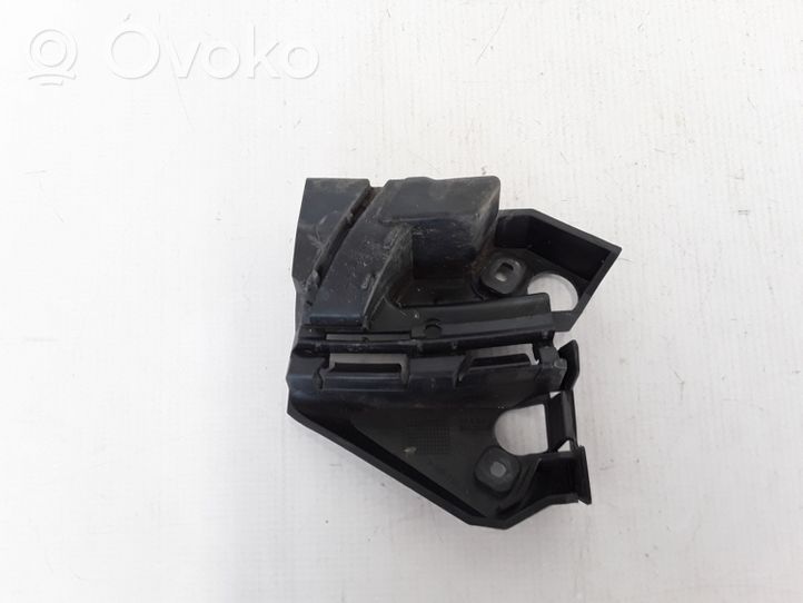 Volvo C30 Etupuskurin kannake 30655936