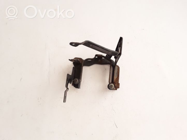 Volvo C30 Power steering pump mounting bracket 3M513K738AC