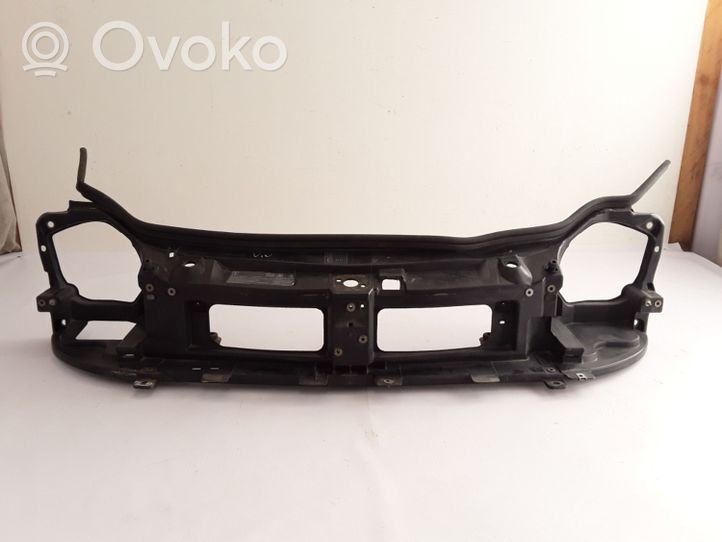 Opel Vivaro Support de radiateur sur cadre face avant 8200162317