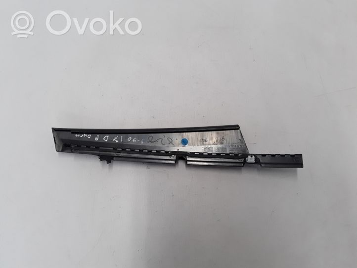 Volvo S90, V90 Etuoven lasin muotolista 31378624