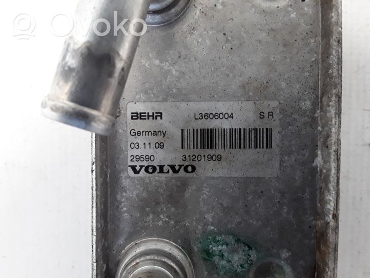 Volvo C70 Oil filter mounting bracket 31201909