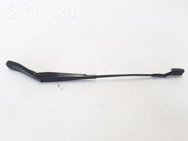 Volvo V60 Priekinio stiklo valytuvų kojelė 30753509