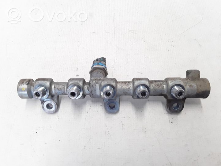 Renault Master III Kraftstoffverteiler Einspritzleiste Verteilerrohr 175215697R