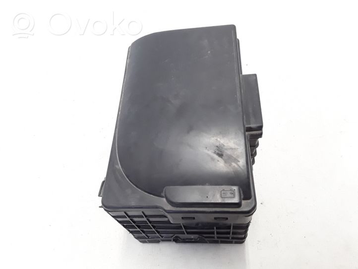 Renault Twingo II Batteriehalterung 8200423060