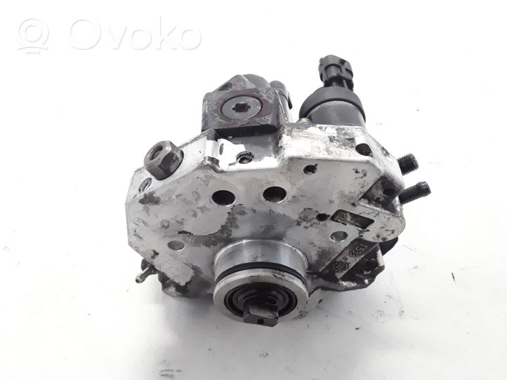 Volvo XC70 Pompe d'injection de carburant à haute pression 8689590