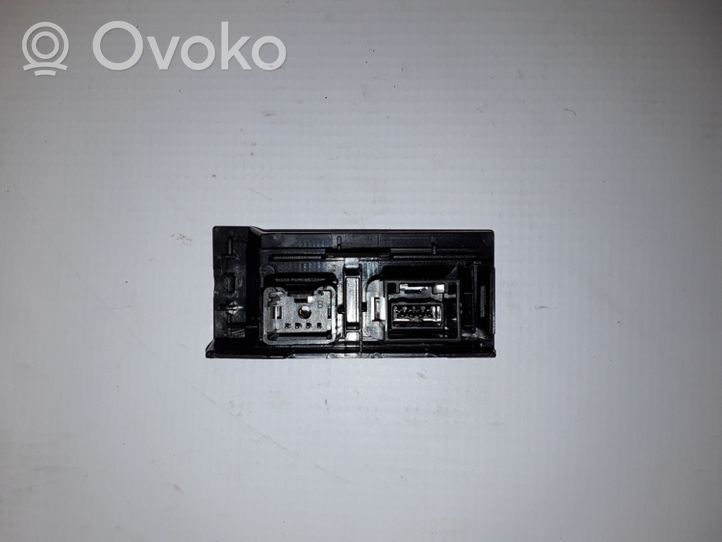 Volvo XC60 Connettore plug in AUX 