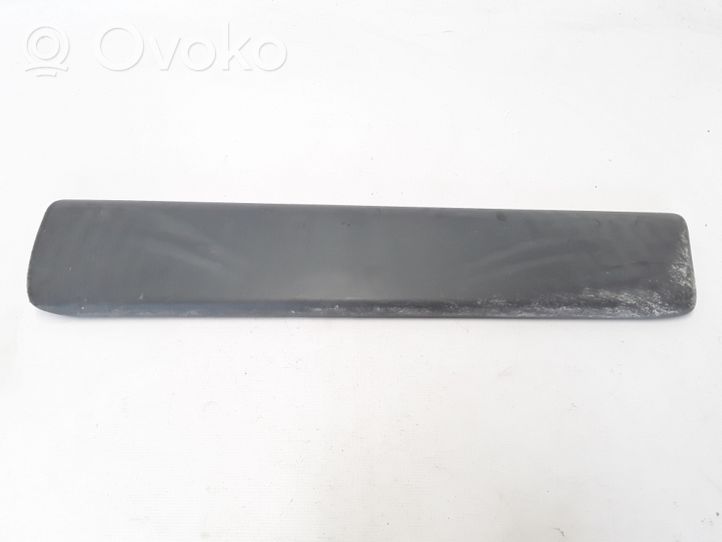 Nissan Primastar Rivestimento della portiera anteriore (modanatura) 8200036086