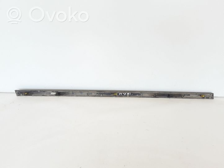Volvo S90, V90 Etuoven lista (muoto) 31420388