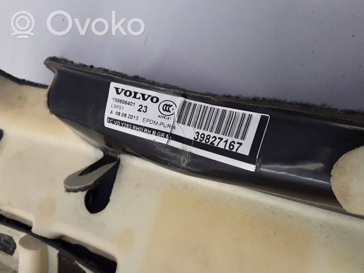 Volvo V60 Wykładzina podłogowa przednia 39827167