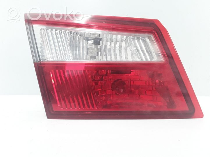 Renault Latitude (L70) Lampy tylnej klapy bagażnika 265550031R