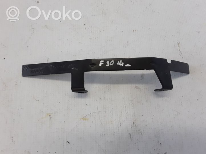 BMW 3 F30 F35 F31 Vaihdelaatikon kannake 8517182