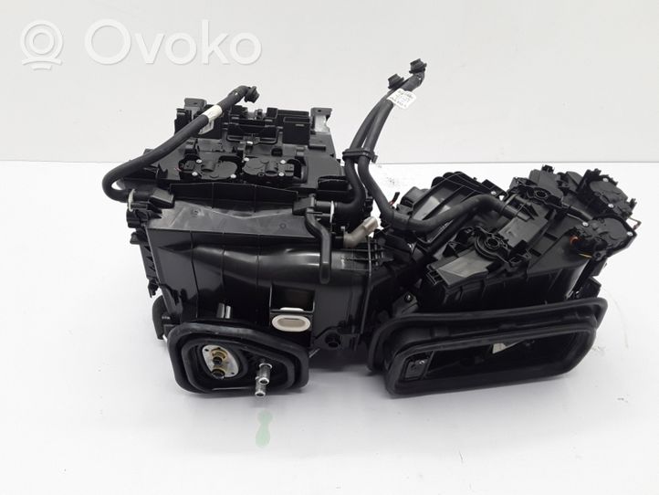 Volvo S90, V90 Sisälämmityksen ilmastoinnin korin kokoonpano 31497313