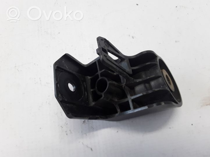 Volvo S90, V90 Wspornik / Mocowanie obudowy filtra powietrza 31370344