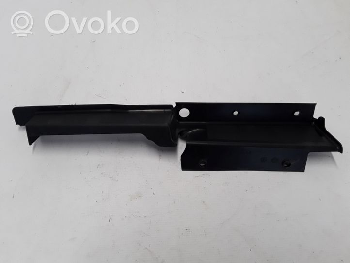 Volvo XC40 Rivestimento della modanatura della chiusura del vano motore/cofano 31651853