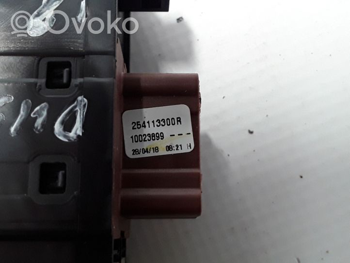 Dacia Duster II Interruttore di controllo dell’alzacristalli elettrico 254113300R