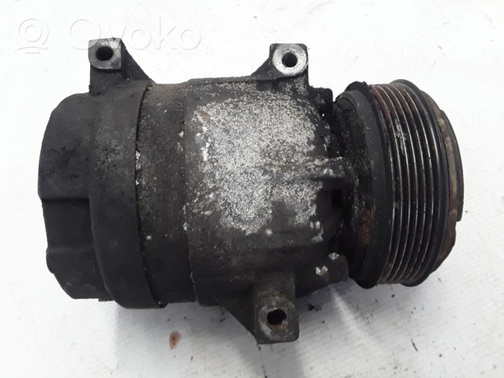 Opel Vivaro Air conditioning (A/C) compressor (pump) 6560630