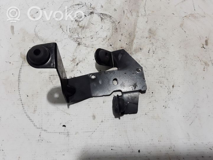 Volvo V40 Supporto pompa ABS 31329278