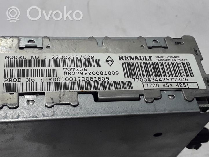 Renault Scenic I Radio/CD/DVD/GPS-pääyksikkö 7700434425